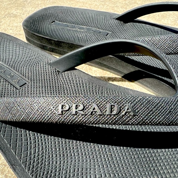 Prada Flip Flops Mens 12 - Picture 1 of 6